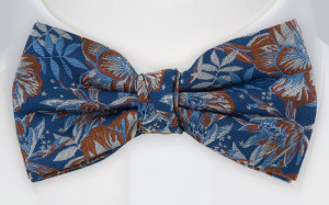 BLOSSOMING BLUE solmuke