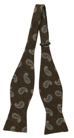 HANGINTHERE BROWN sitomaton solmuke
